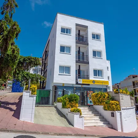Ar Melrose Place * יורט דה מאר