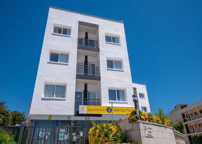 Ar Melrose Place Apartman