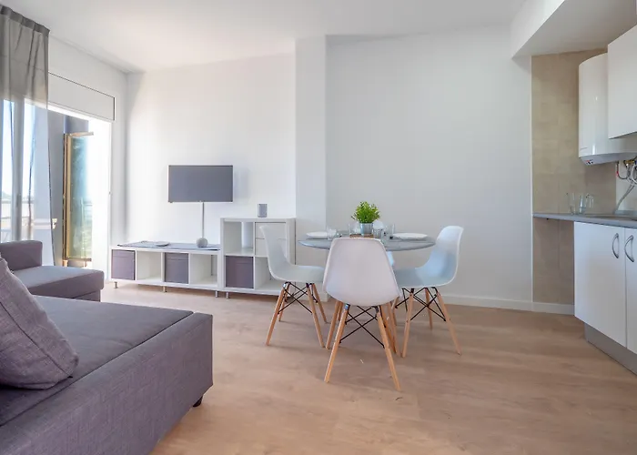 Апартаменти Ar Melrose Place Льорет-де-Мар