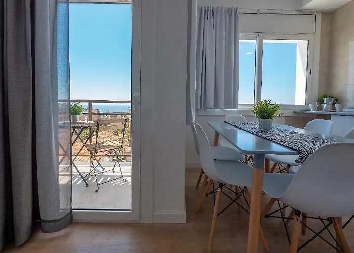 Ar Melrose Place Апартаменти