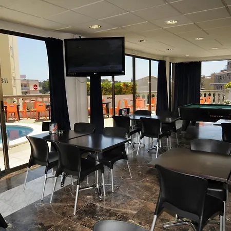 דירה Ar Melrose Place