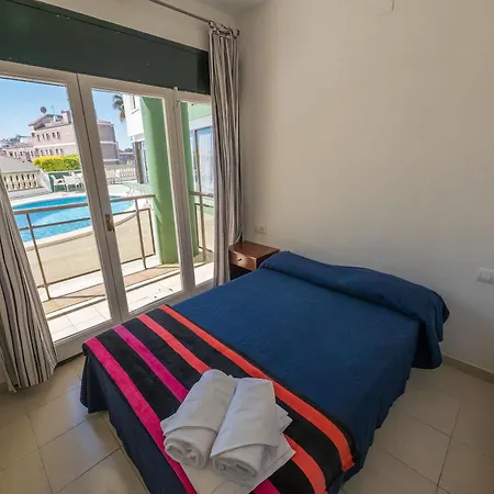 Ar Melrose Place アパート リョレート・デ・マル