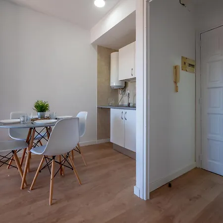 アパート Ar Melrose Place リョレート・デ・マル