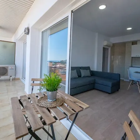 Ar Melrose Place شقة